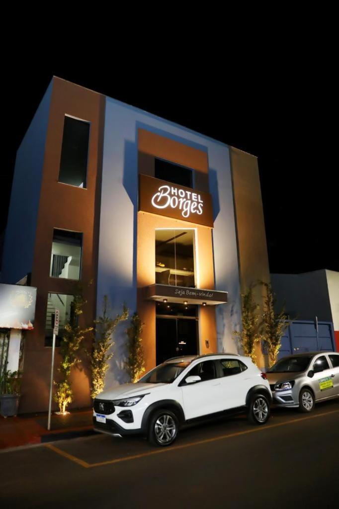 Hotel Borges Quirinopolis Zewnętrze zdjęcie