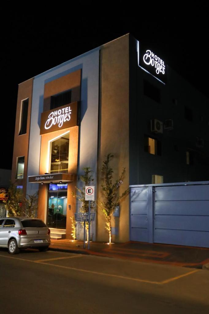 Hotel Borges Quirinopolis Zewnętrze zdjęcie